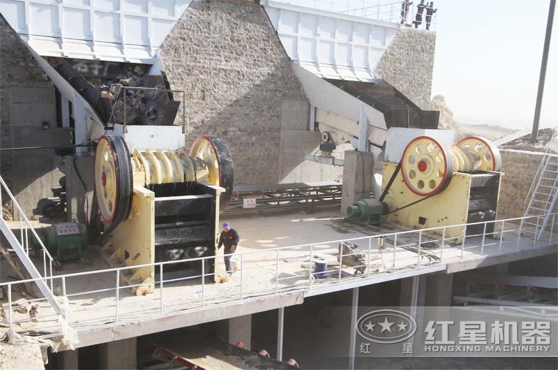 碎石生產(chǎn)線現(xiàn)場實(shí)拍